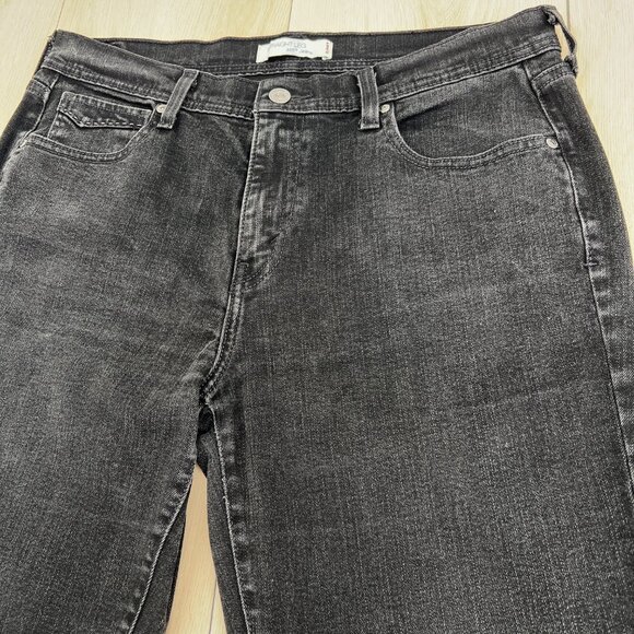 Levi's Women's Black Tag 505 Straight Leg Stretch Denim w/ Pocket Detail Size 12 - Picture 4 of 16